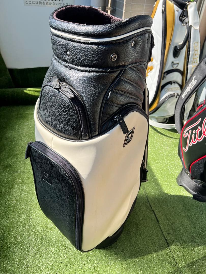 FJ ゴルフバッグ 黒/白（フード有）