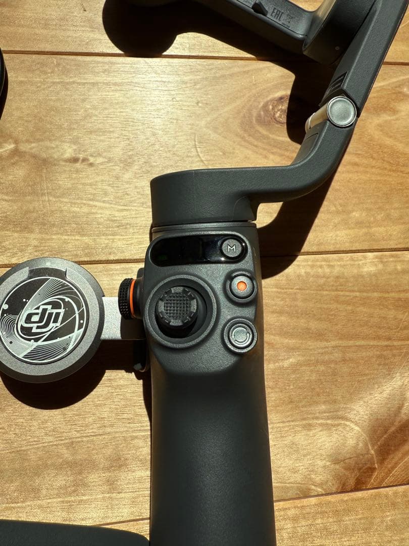 スマホジンバル　DJI Osmo Mobile 6