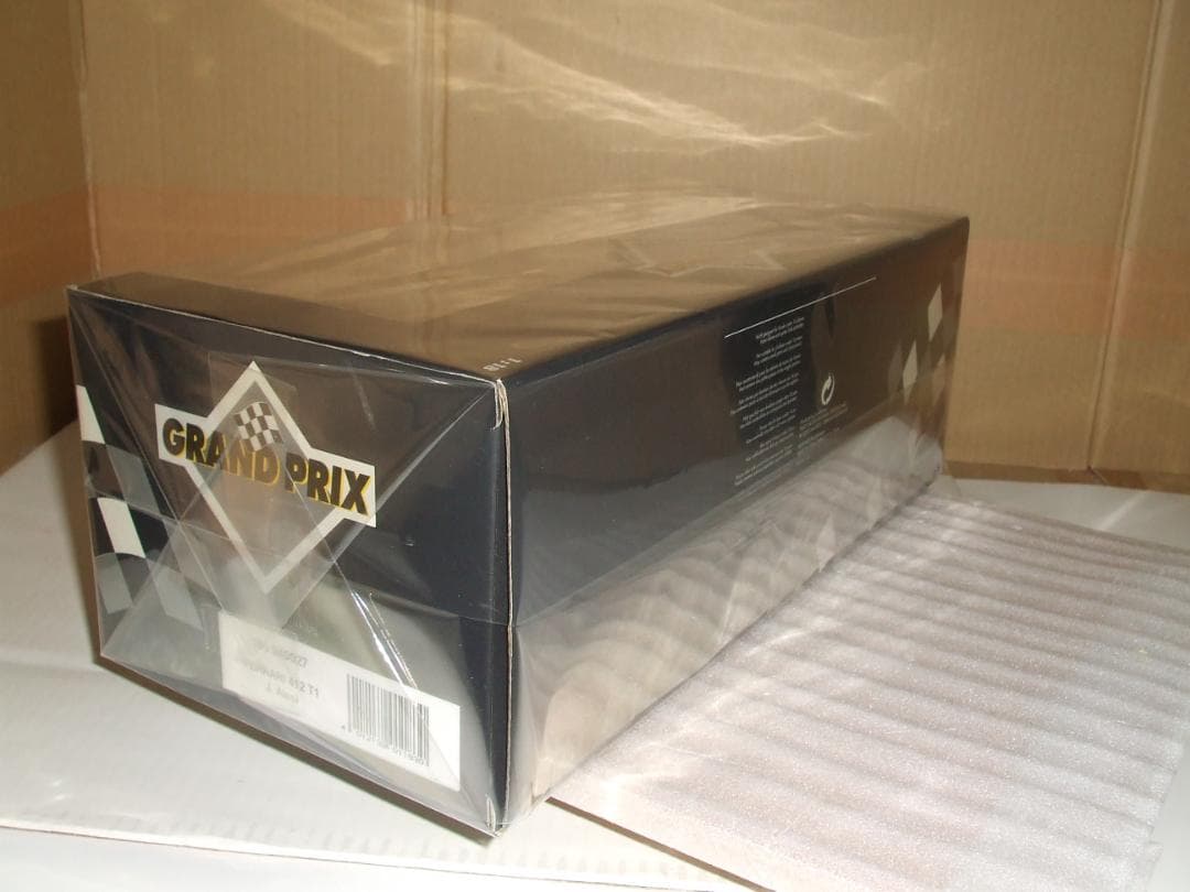 ミニチャンプス　１／１８　フェラーリ　４１２　T1　ジャン・アレジ　＃２７