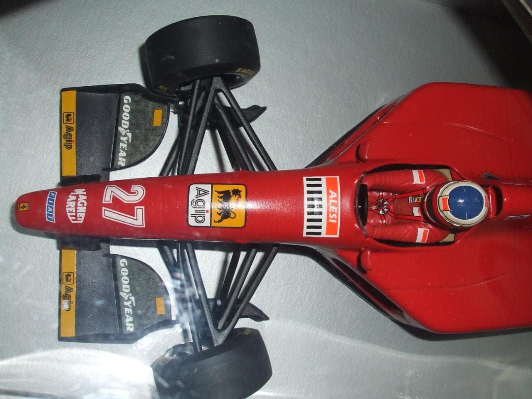 ミニチャンプス　１／１８　フェラーリ　４１２　T1　ジャン・アレジ　＃２７