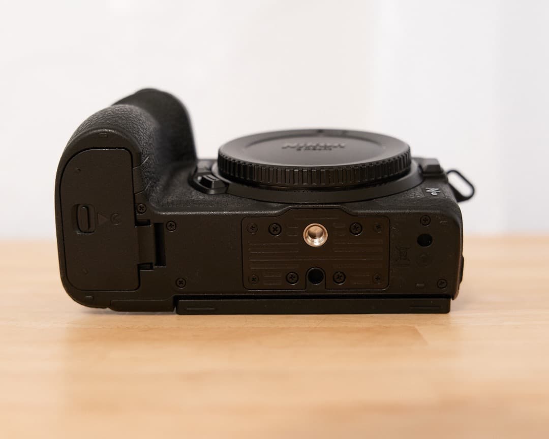 NIKON Z6 + Z 24-70mm f4 + FTZ セット