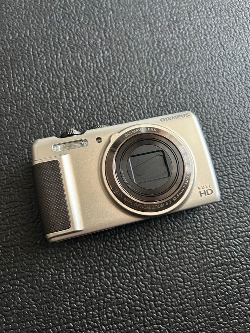 動作美品！付属品あり　オリンパス　デジタルカメラ　SH-21