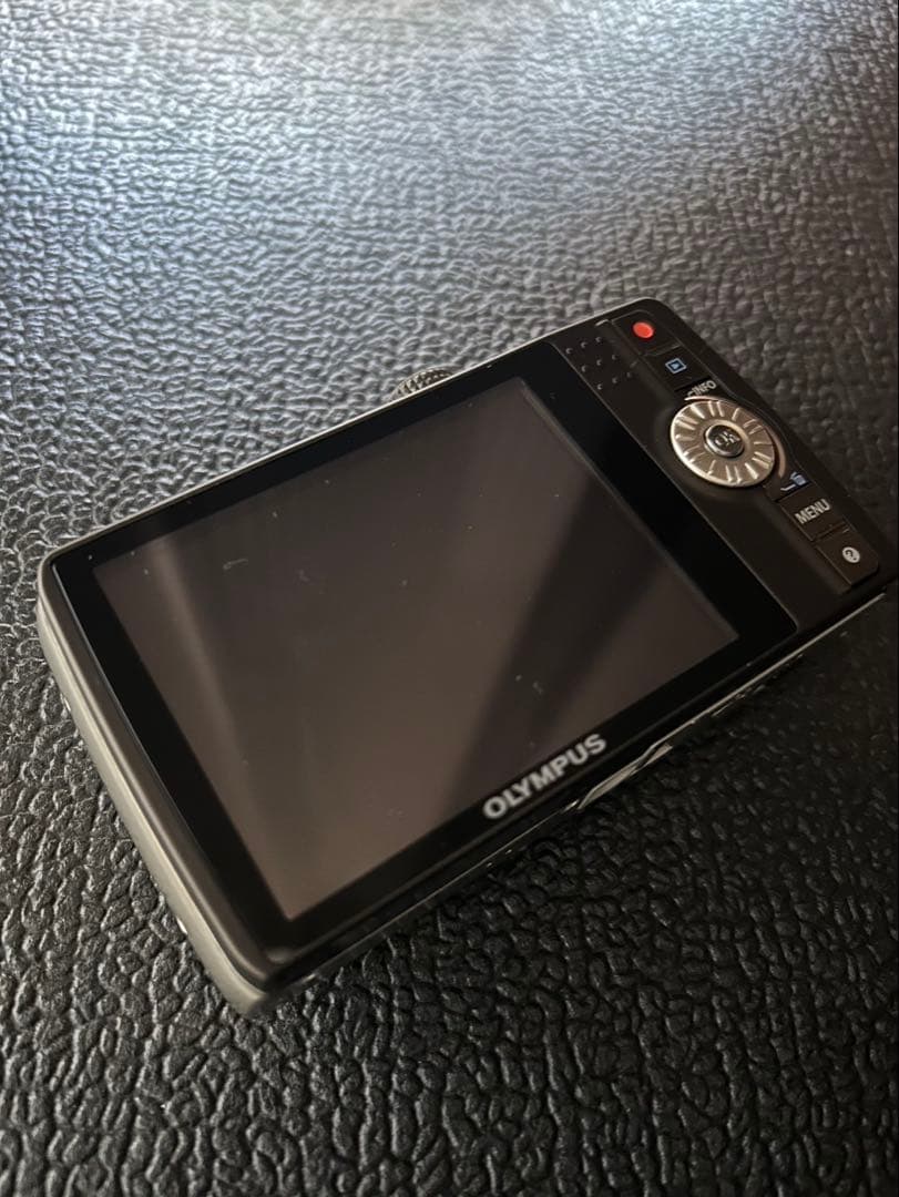 動作美品！付属品あり　オリンパス　デジタルカメラ　SH-21