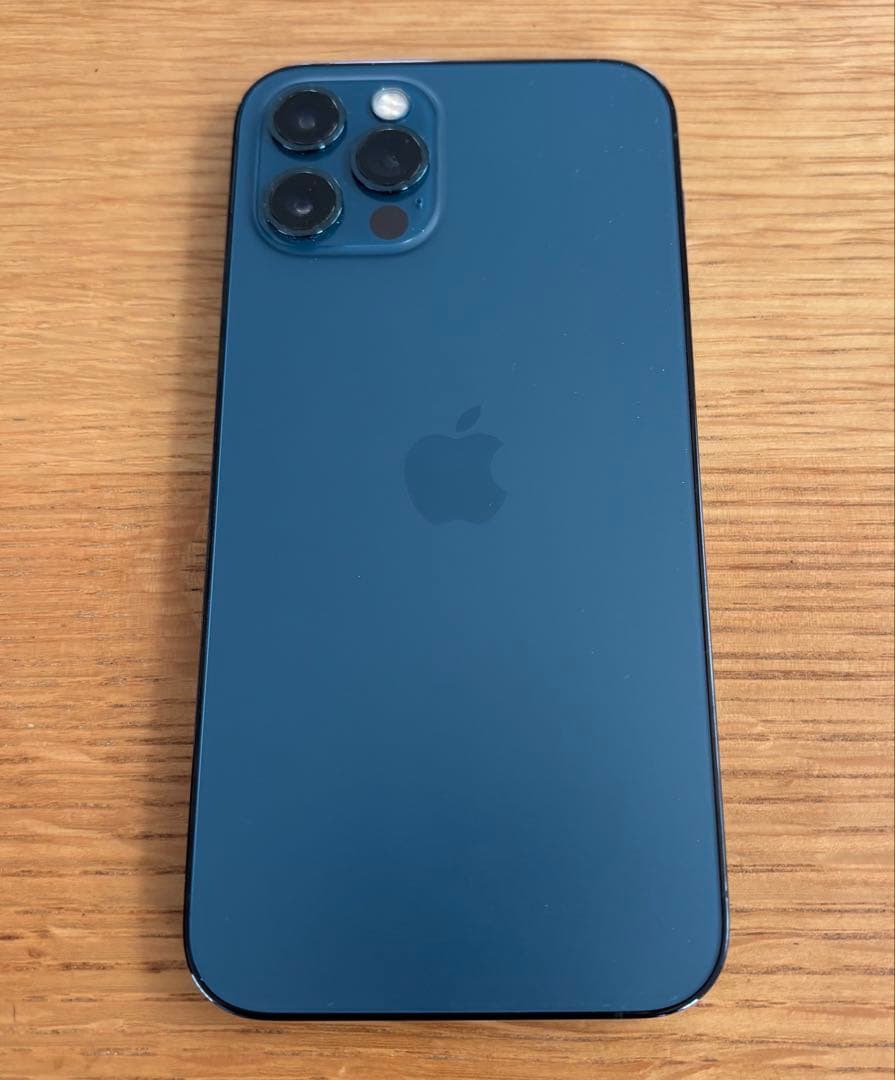 【美品】iPhone 12 pro 256GB SIMフリー ケース付