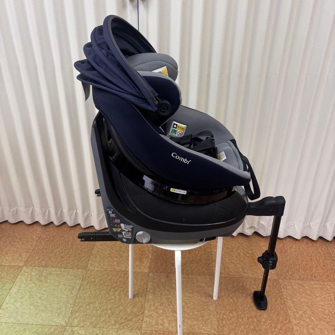 クリーニング済　☆美品☆　コンビ　クルムーヴ　アドバンス　ISOFIX　ネイビー