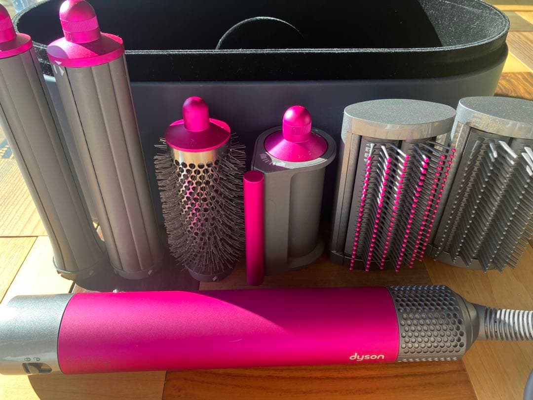 Dyson Airwrap ピンクモデル 収納ケース付き　ドライヤー