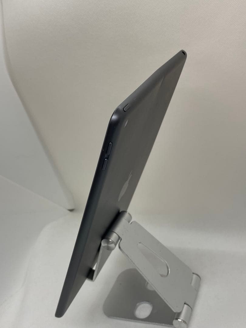 iPad 第9世代 64GB 本体　F9JGD