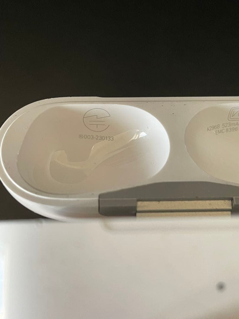 AirPods Pro 第2世代　左耳＋充電ケース