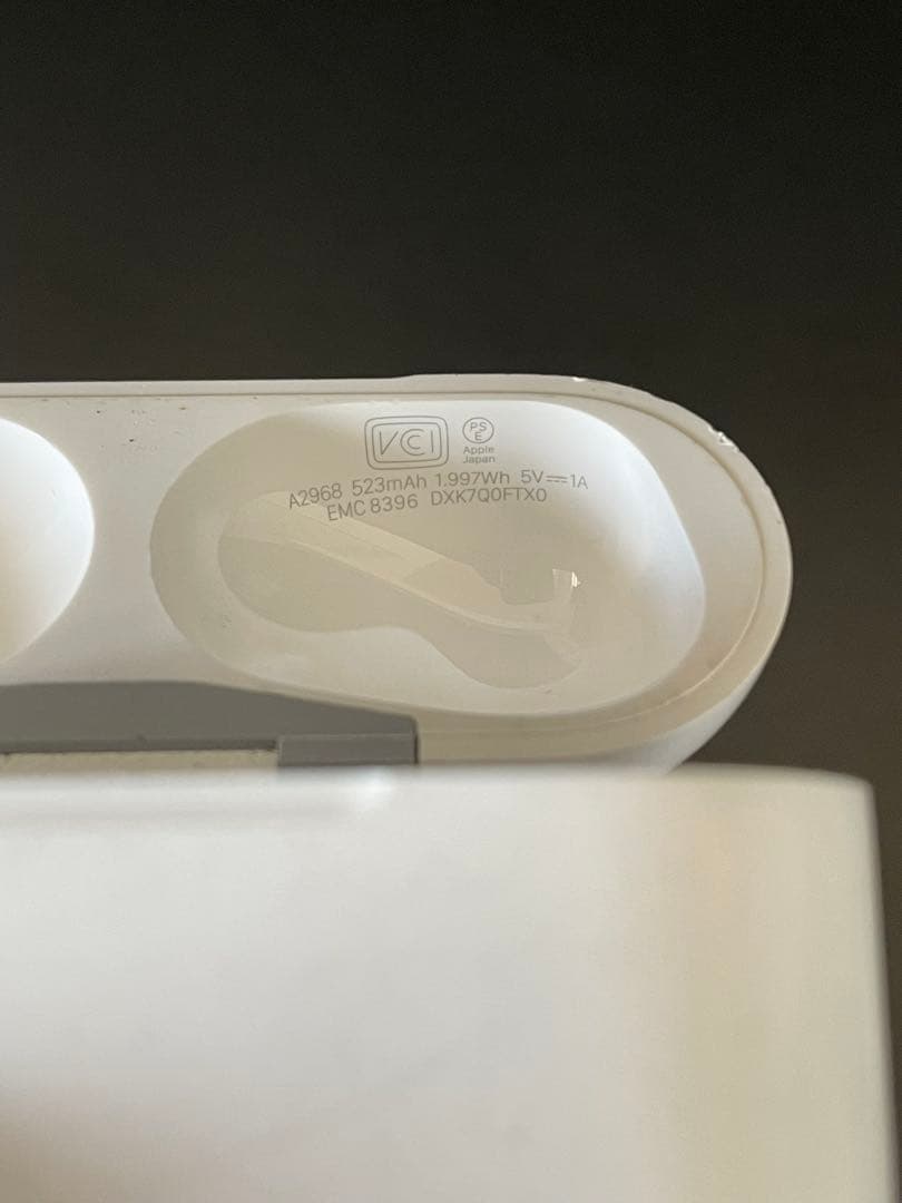 AirPods Pro 第2世代　左耳＋充電ケース