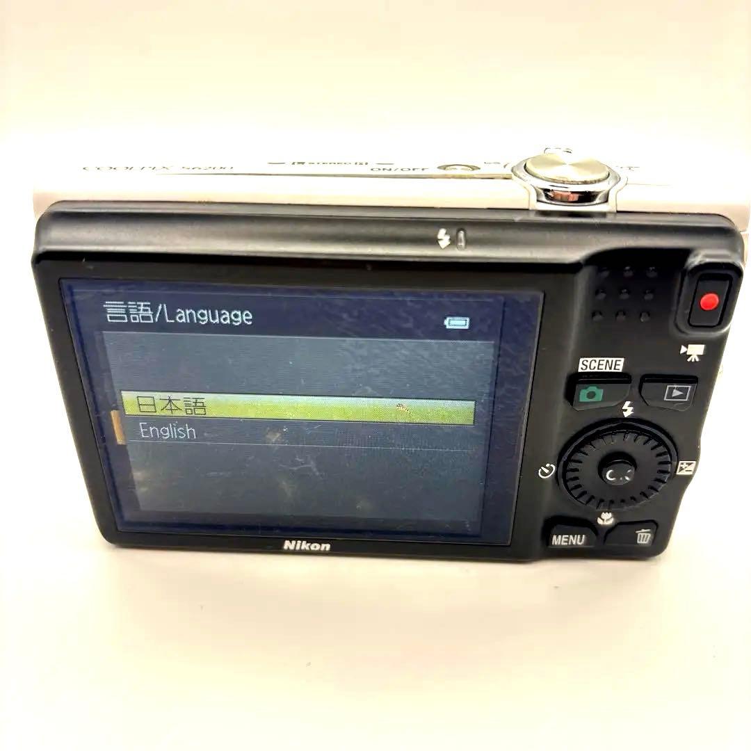 【完動品】Nikon COOLPIX S6200 ホワイト