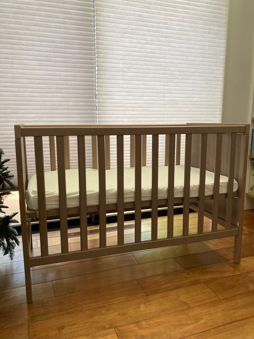 IKEA SUNDVIKベビーベッド PELLEPLUTT マットレス