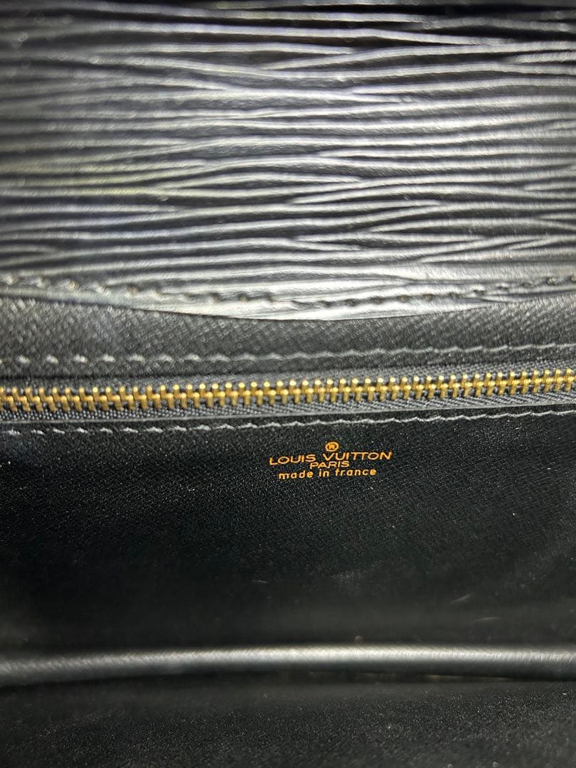 ルイヴィトンクラッチバッグ黒