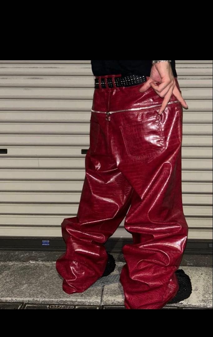 goar.archive クロコ レザー origami着用