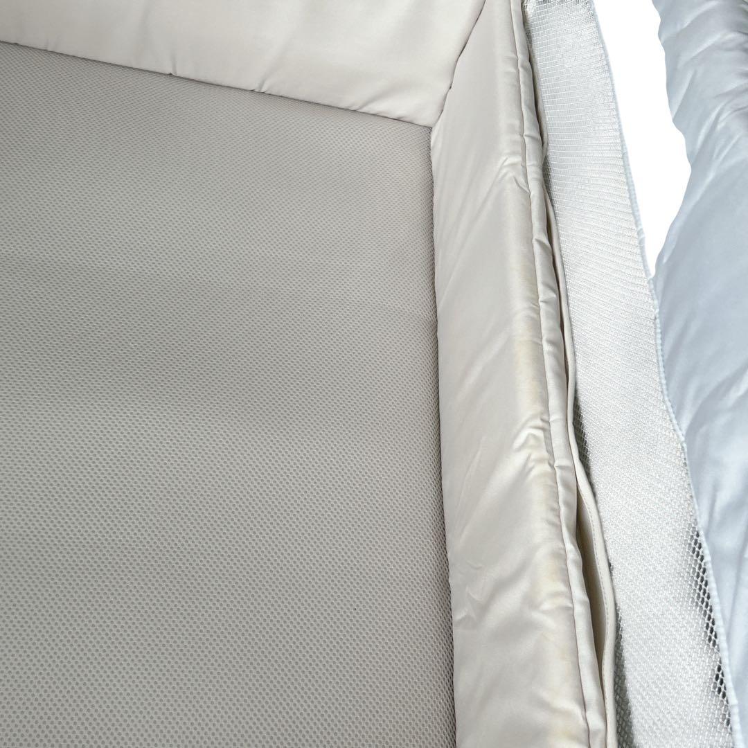 極美品　アップリカ　ココネルエアープラスAB ホワイトベージュ