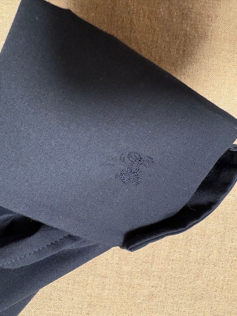 deres blooming embroidery blouse ネイビー　刺繍