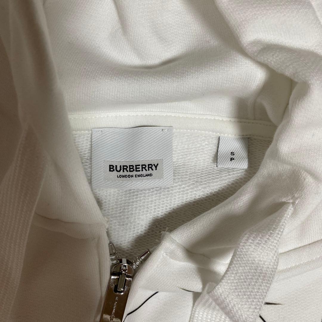 Burberry パーカWhite