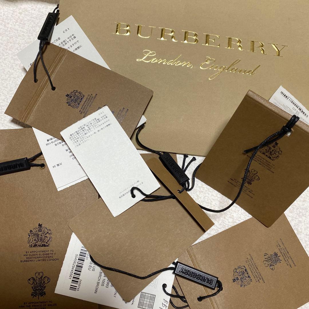 Burberry パーカWhite