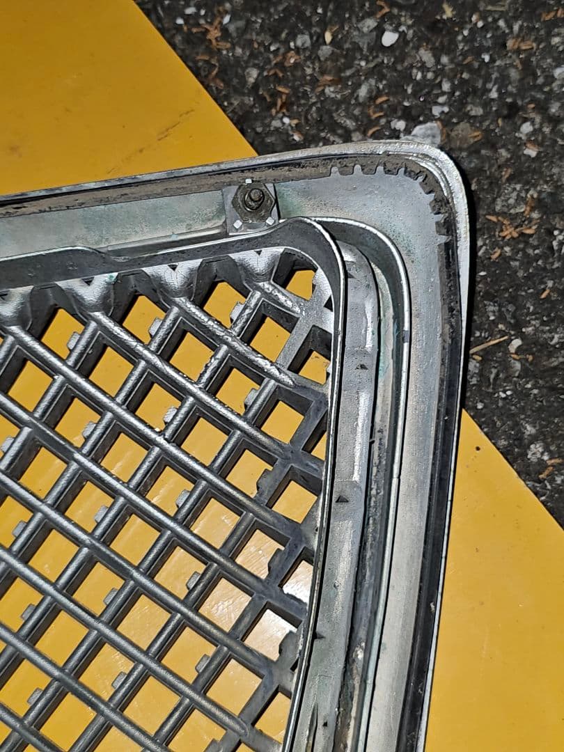 17クラウンアスリートv グリル