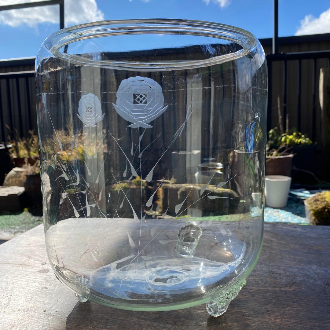 アンティークガラス瓶 切子 脚付き 金魚鉢 レトロ 花柄