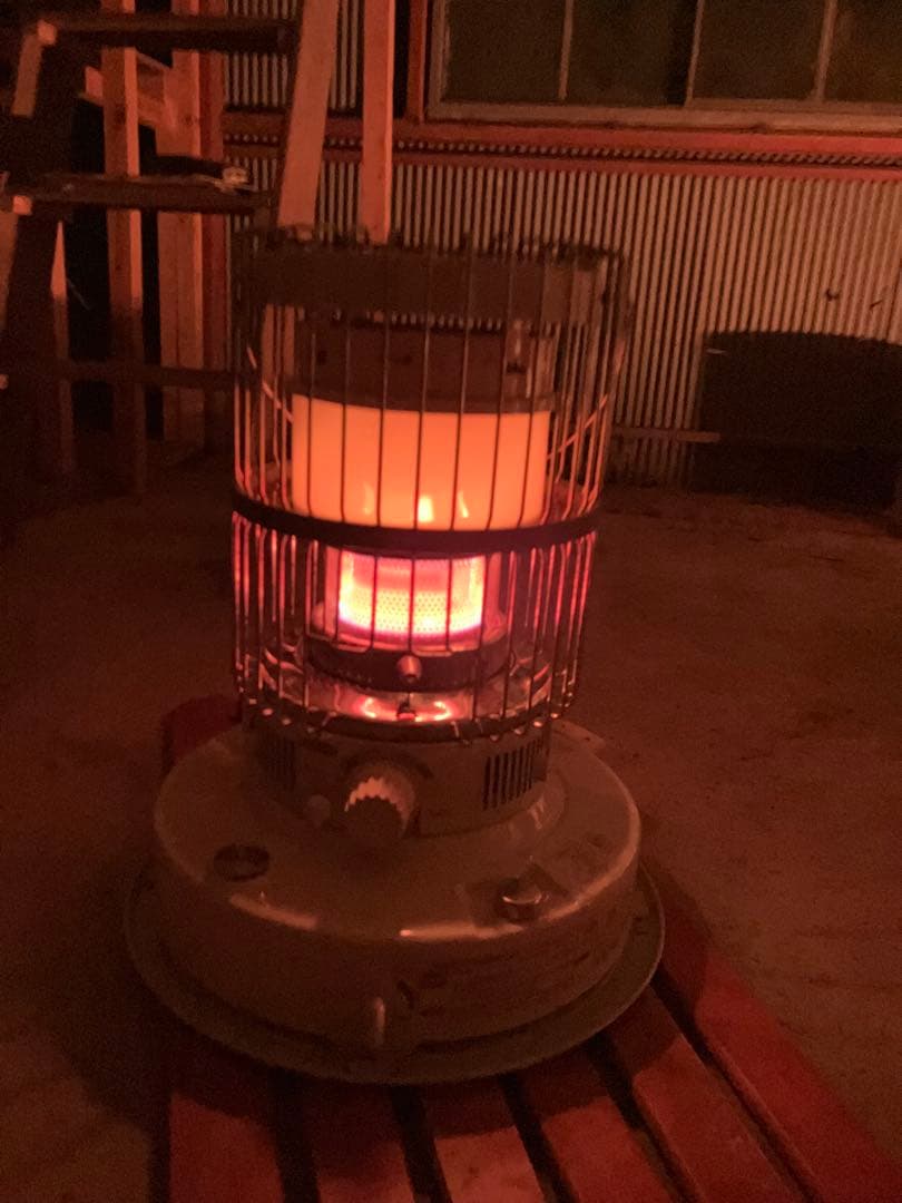 トヨトミ KRA-105 ダブルクリーン 石油ストーブ