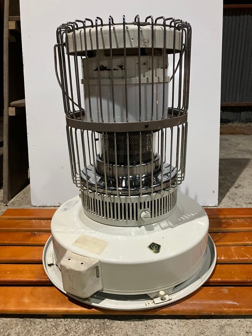 トヨトミ KRA-105 ダブルクリーン 石油ストーブ