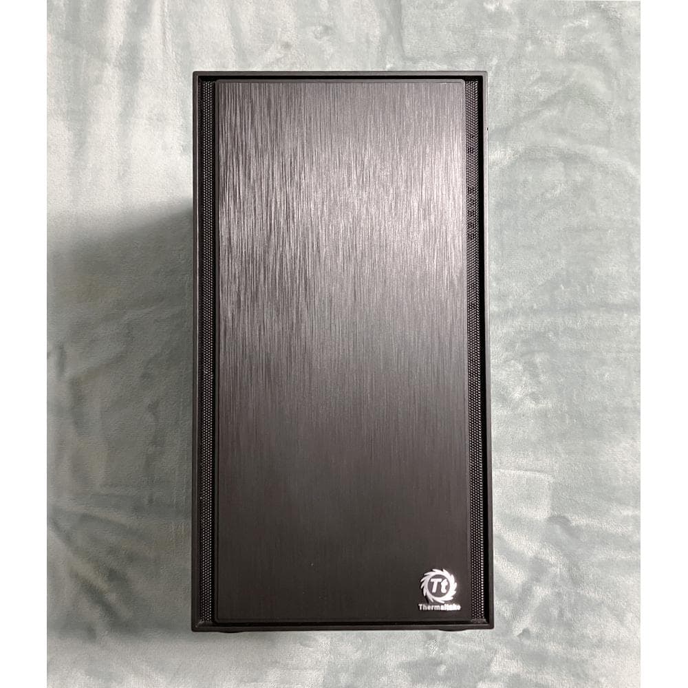 デスクトップ ・Ryzen2600/RX570/16gb/M2SSD/600W