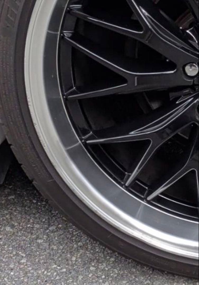 21インチ　ロクサーニ マルチフォルケッタⅡ