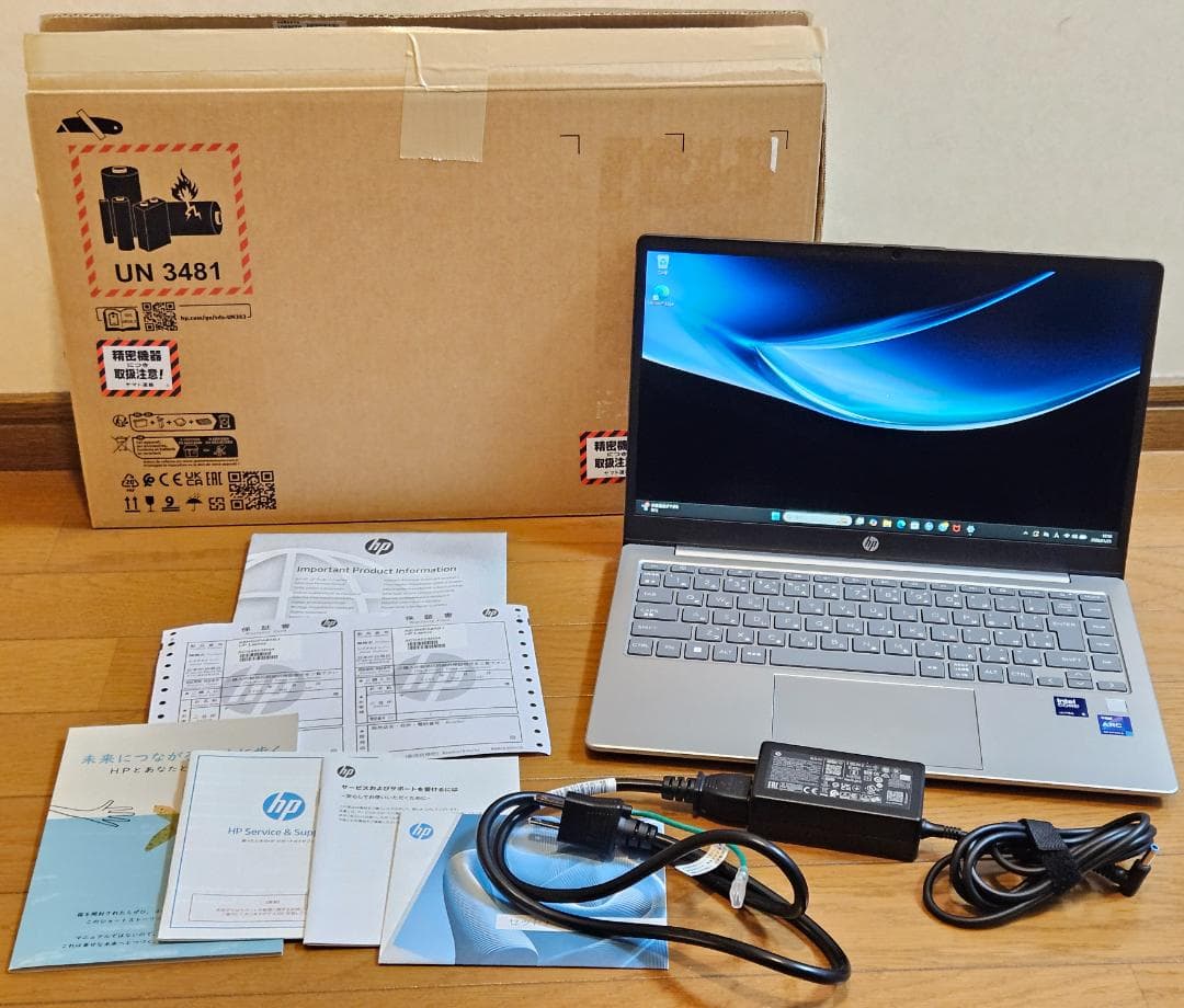 Core Ultra5 125H メモリ16GB SSD512GB Arc 美品