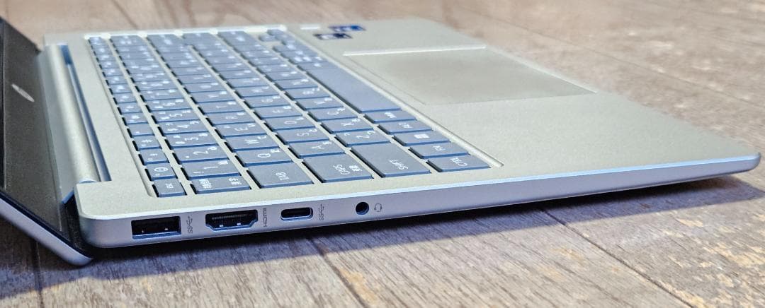 Core Ultra5 125H メモリ16GB SSD512GB Arc 美品