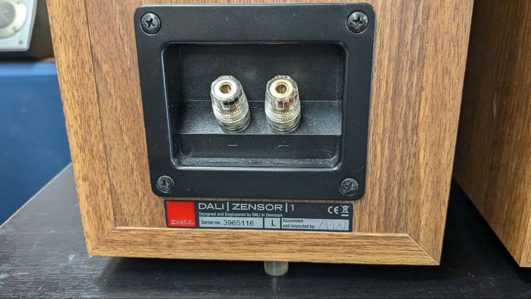 ■DALI ZENSOR 1 使用短いです　状態良し　ダリ