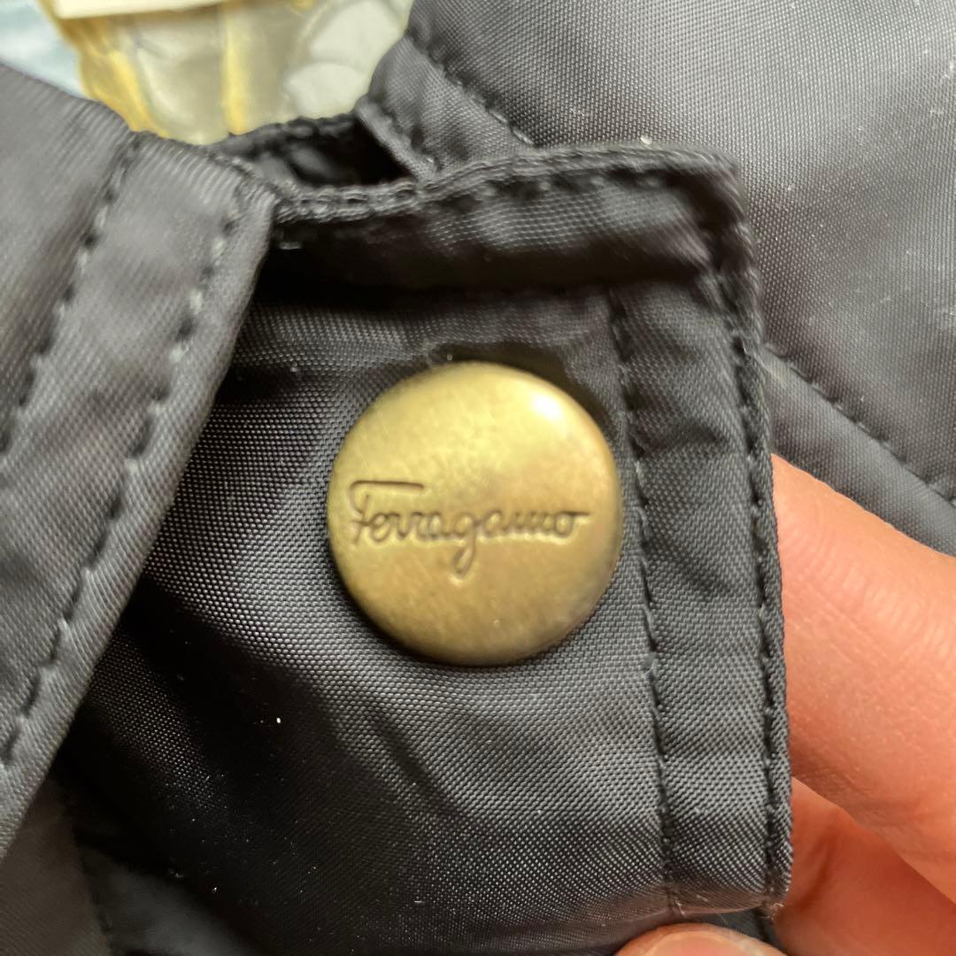 サルバト一レフェラガモ　上着