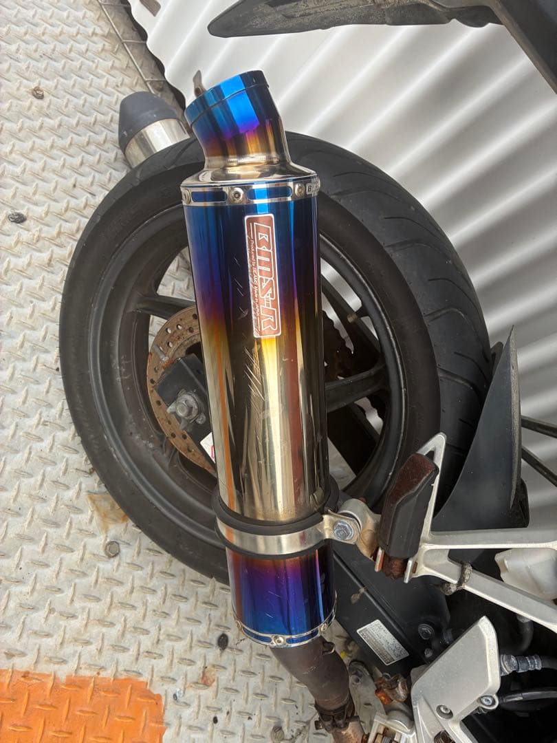 CBR250R R-EVO スリップオンマフラー