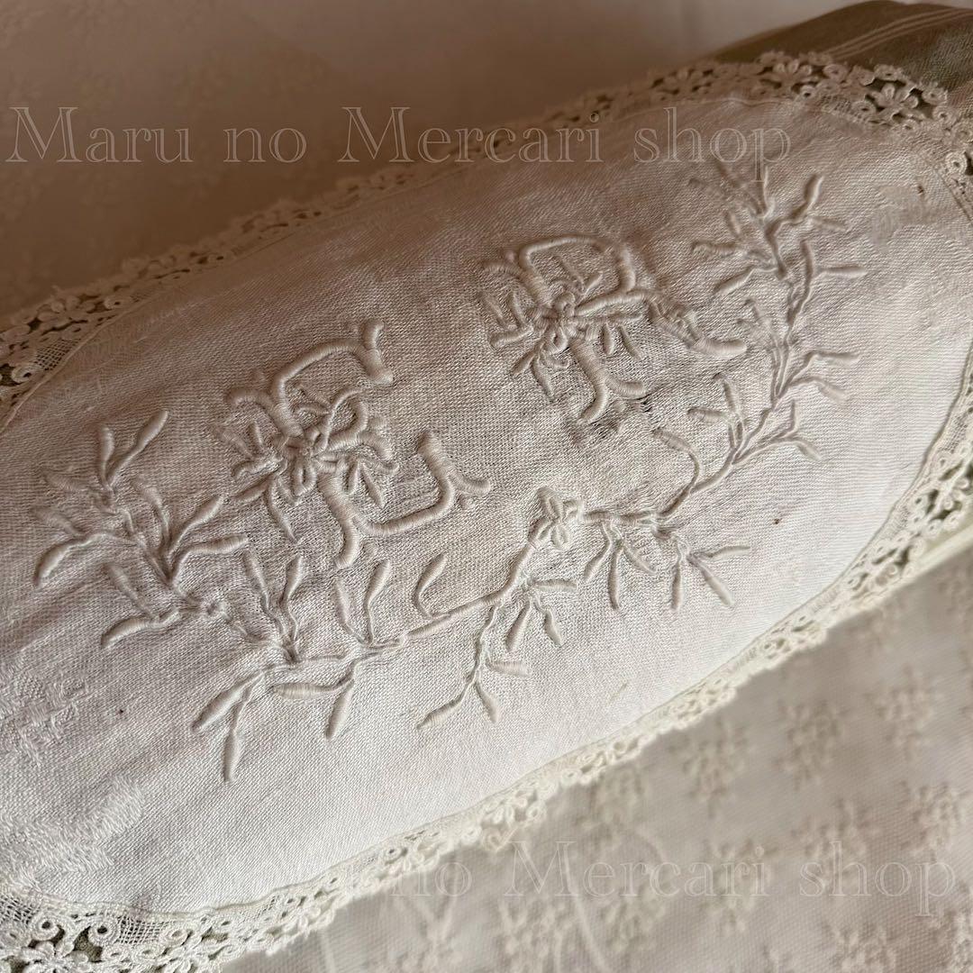 フランス アンティーク クッション & クロス キャンディ ホワイト レース