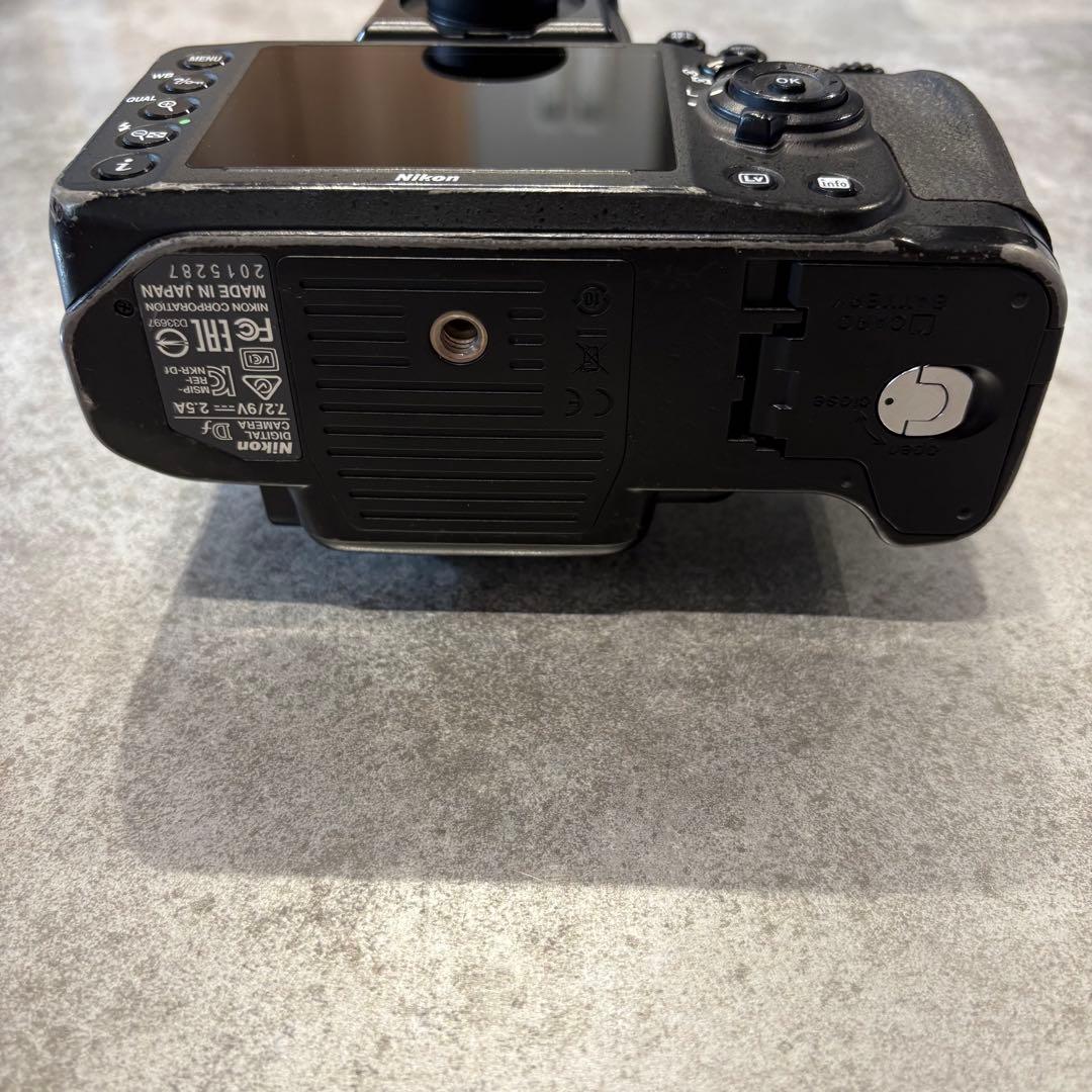 Nikon Df デジタル一眼レフカメラ　レンズキット