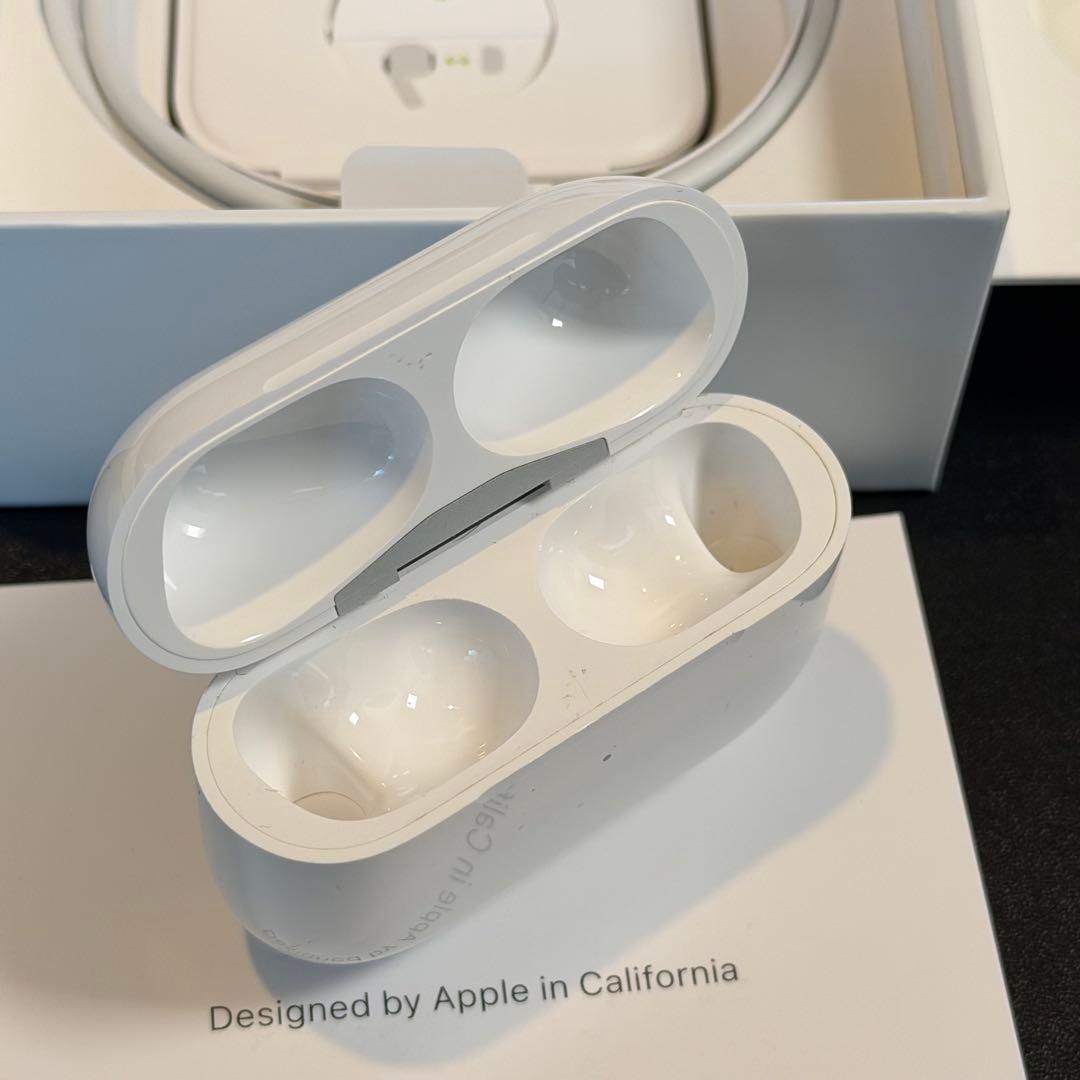 ［備品］Air pods pro 第二世代 MQD83J/A ライトニング