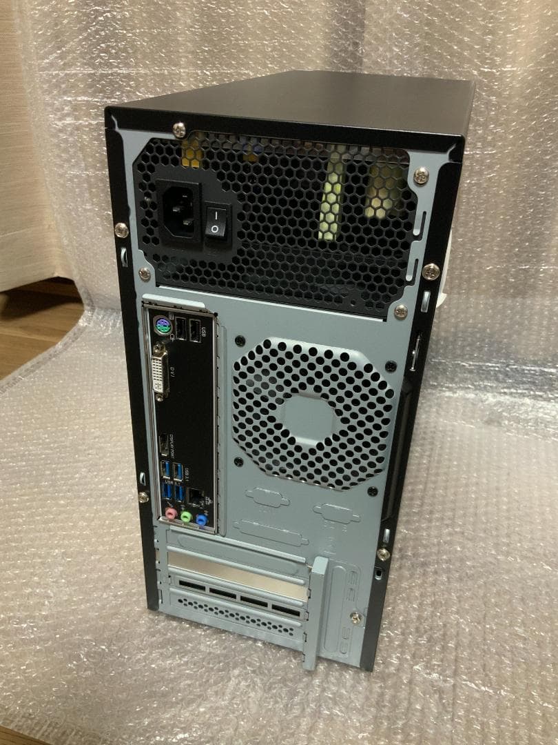 8コアCPU LM-iG700/i7-9700/SSD 256GB/2TB HD