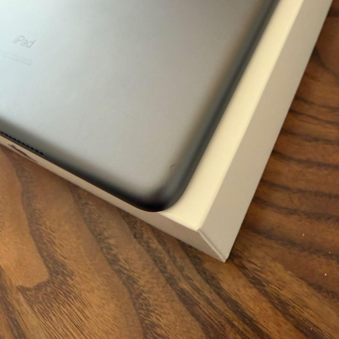 Apple iPad 第7世代Wi-Fiモデル32GB スペースグレー