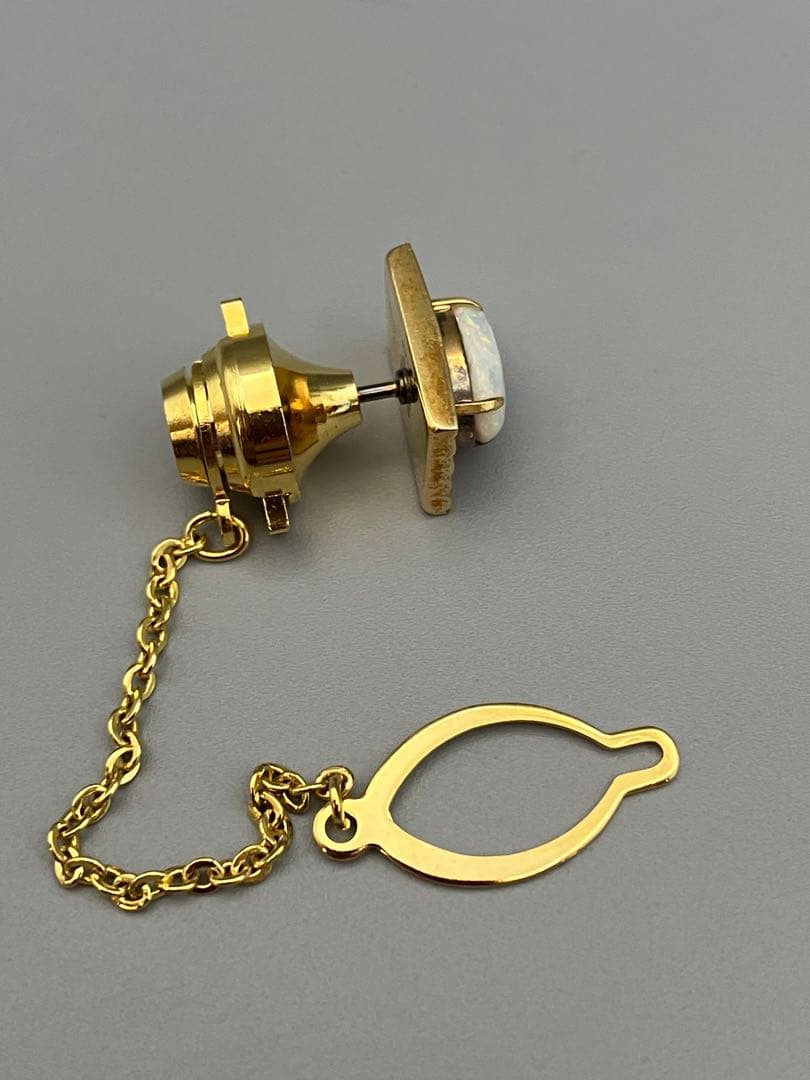 ラッコ⭐️ ネクタイピン　k18 オパール