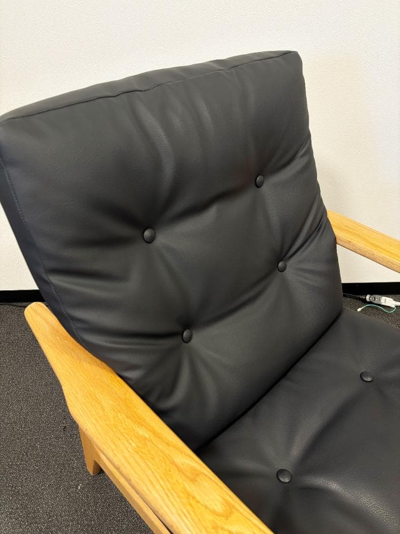 マルニ60　フレームチェア ハイバック1シーター（2つ目）