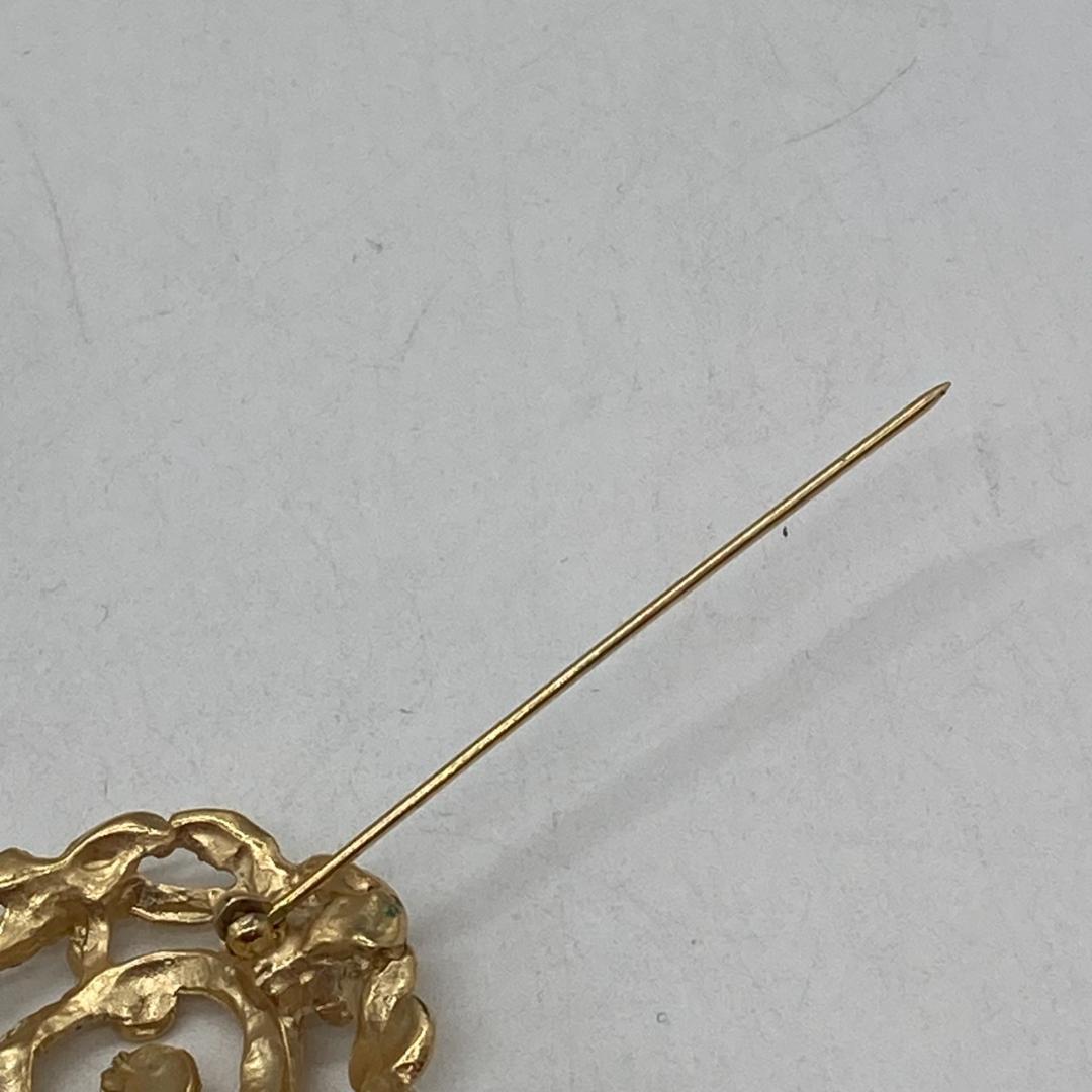 ▼Christian Lacroix ブローチ　ヴィンテージ　ハート　ゴールド