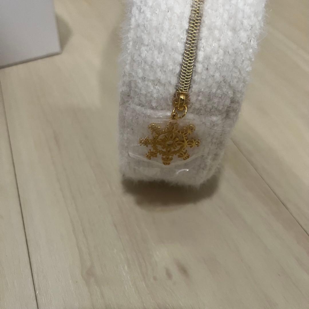 【新品　未使用】シャネル クリスマスホリデー　エッセンシャルケアセット