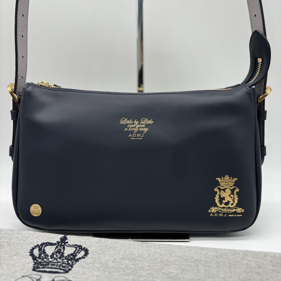新品同様✨ADMJ アクセソワドゥマドモワゼル ショルダーバッグ ネイビー