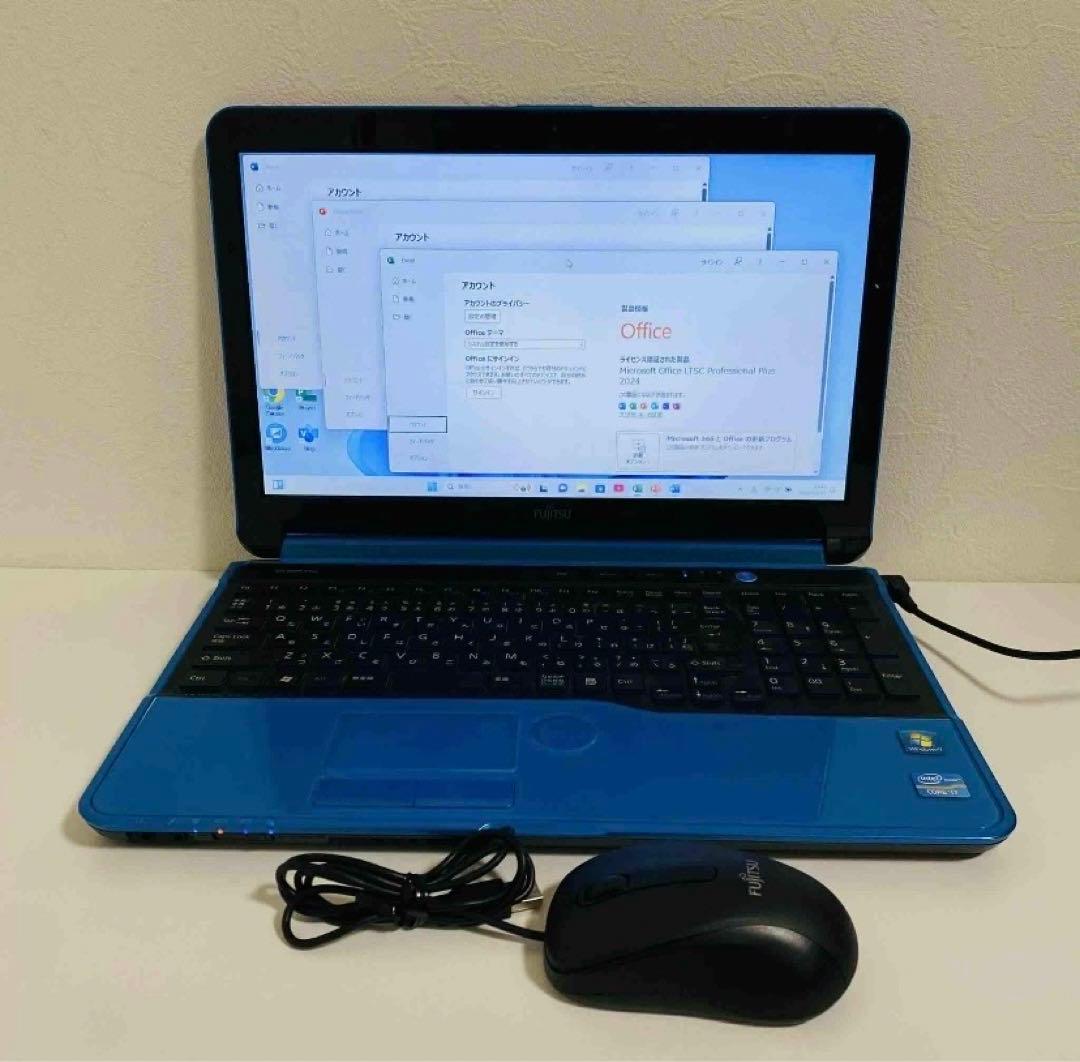 Y976 富士通ノートパソコンWEBカメラi7高速SSDサクサクWindow11