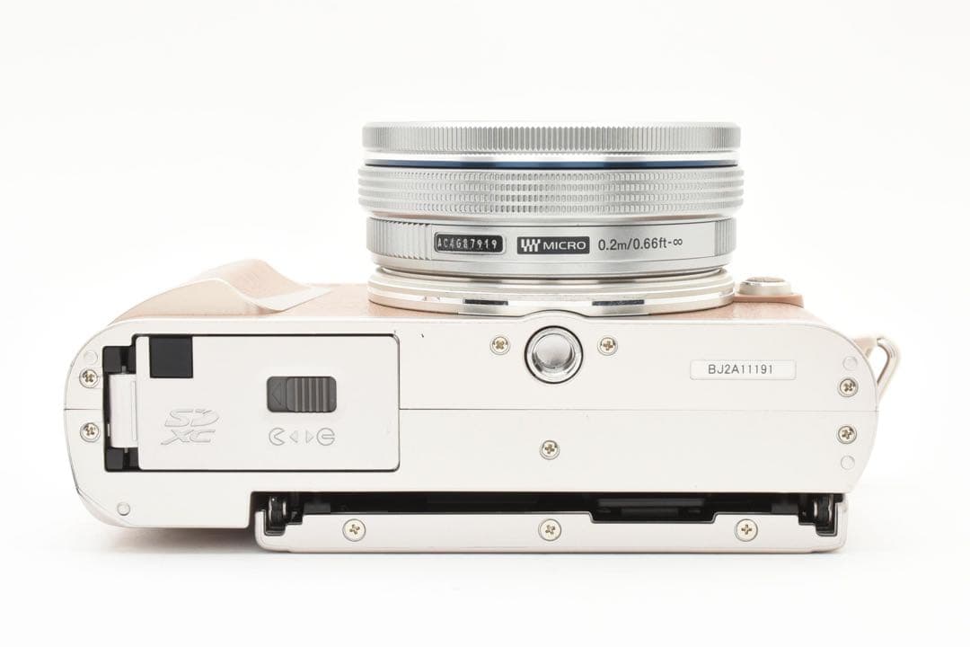 【超美品】OLYMPUS PEN E-PL9 EZ ダブルズームキット