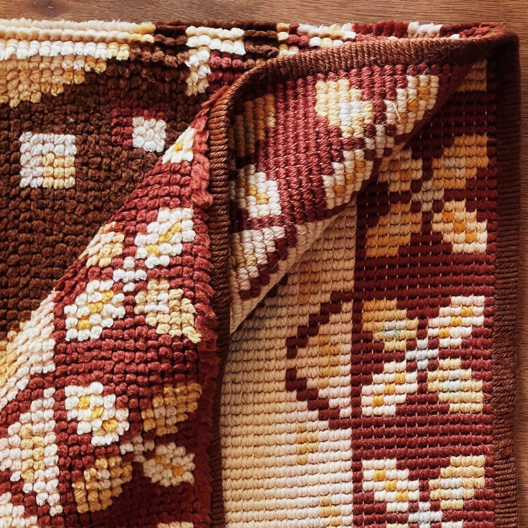 114×70 ブルガリア産 フカフカ ヴィンテージラグ