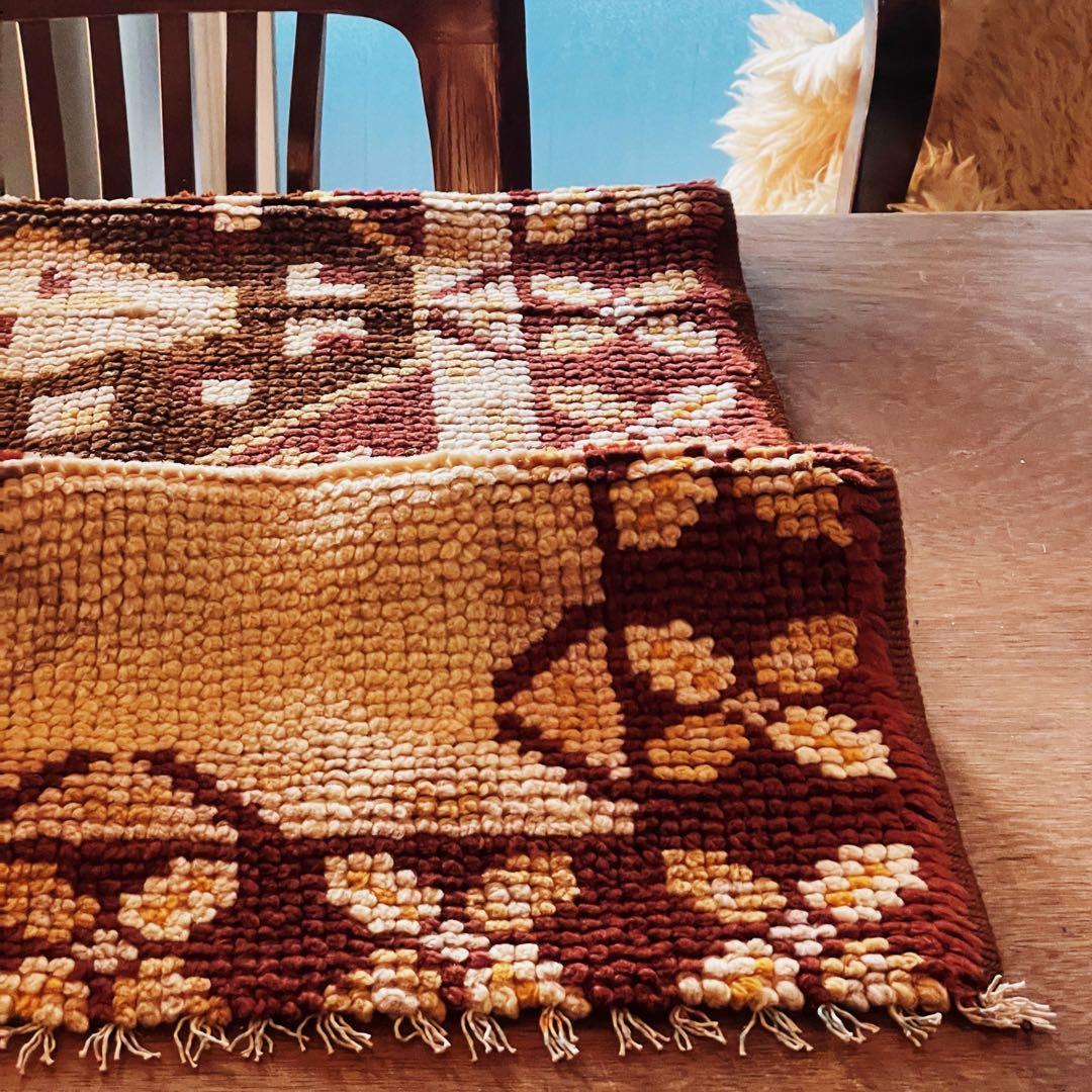 114×70 ブルガリア産 フカフカ ヴィンテージラグ