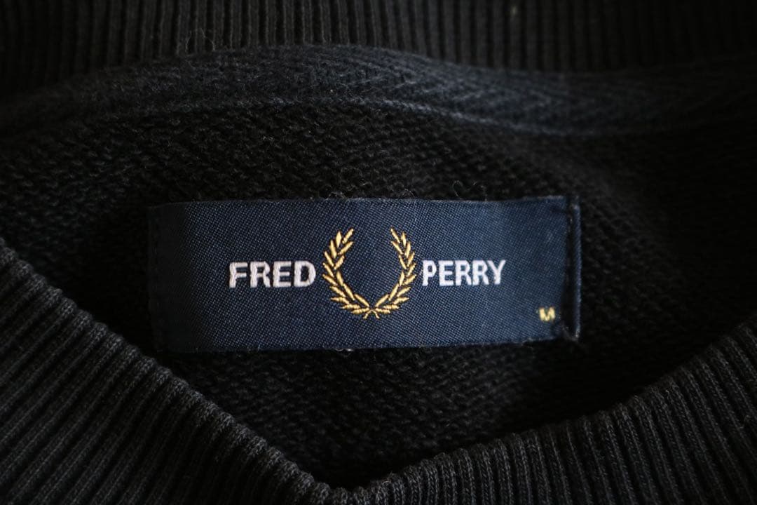 【FRED PERRY】スウェット　黒　M★