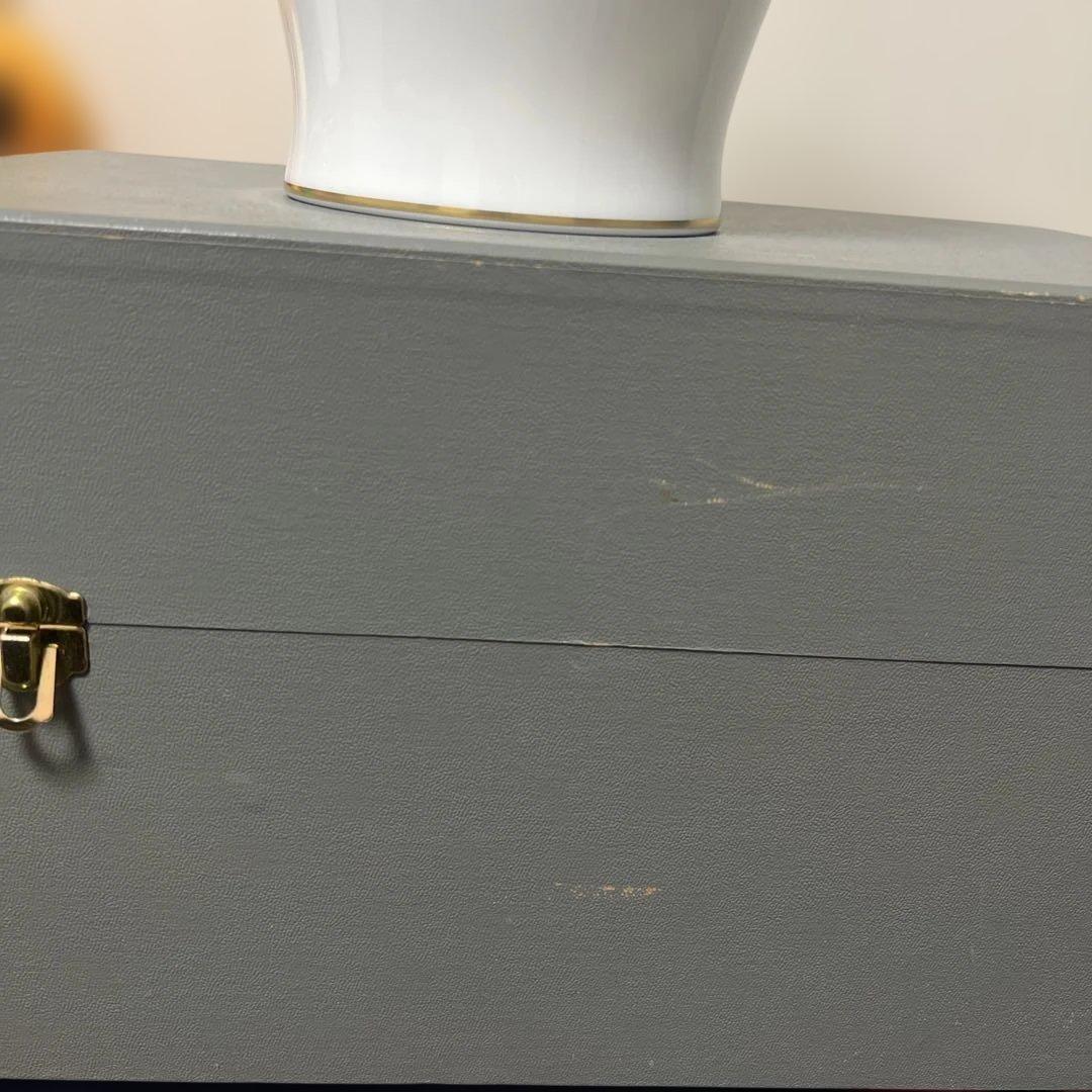 宮内庁御用達　大倉陶園　金蝕葡萄　花瓶36cm