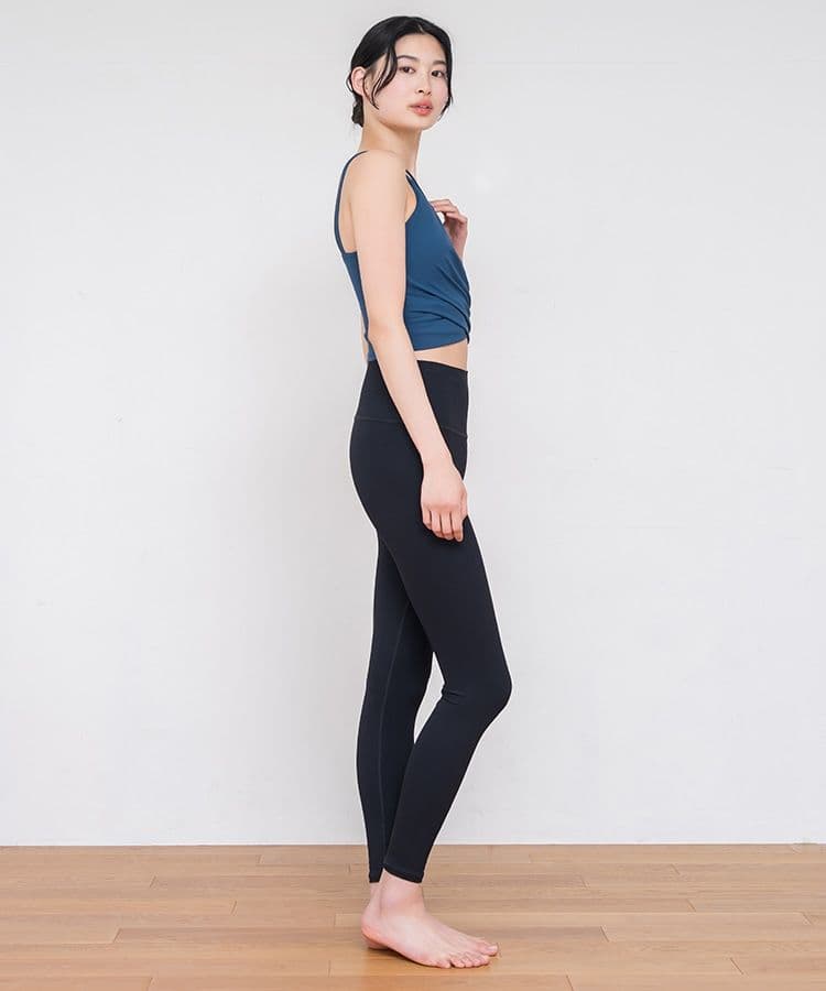 【SUKALA】ショートクロスキャミソール　レギンスセットアップ　ネイビーブルー