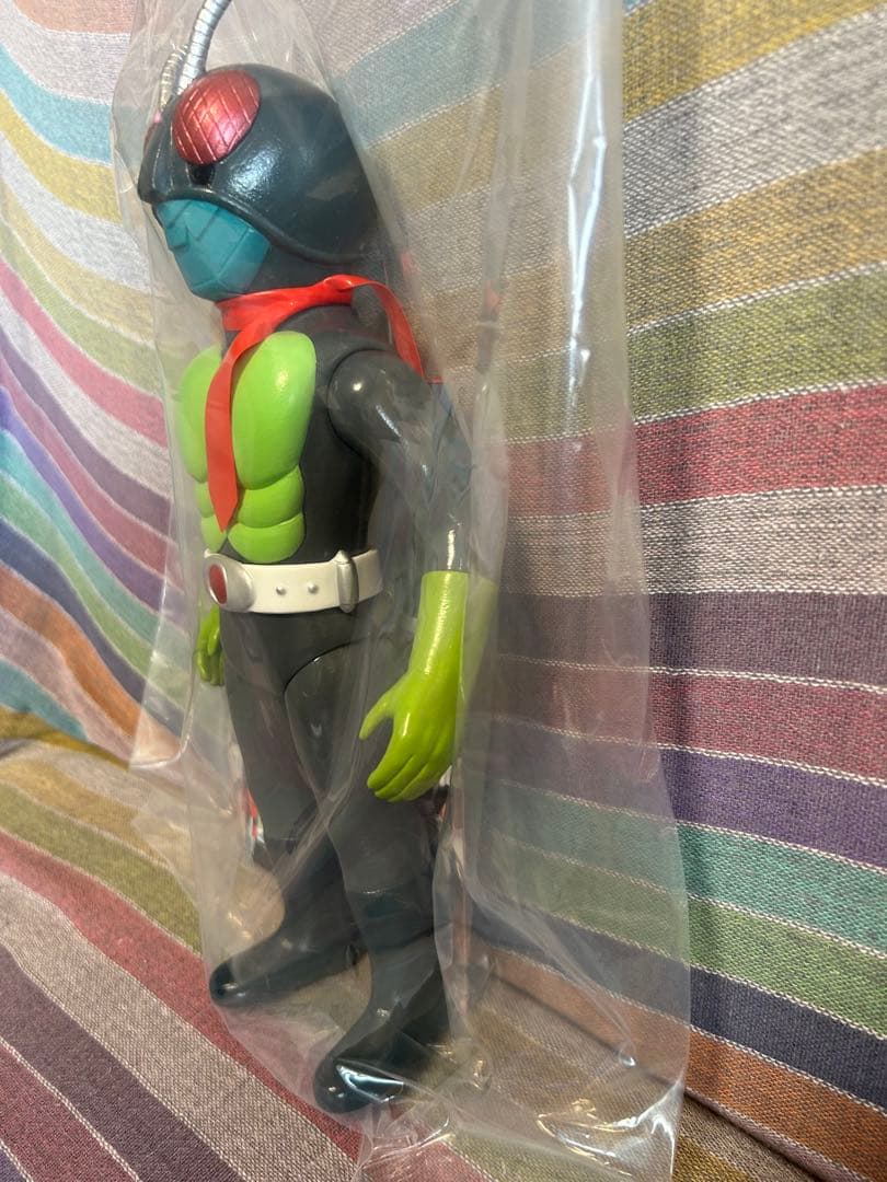 メディコム東映レトロソフビ 原作版 仮面ライダー (設定画カラーマスク取れ仕様)